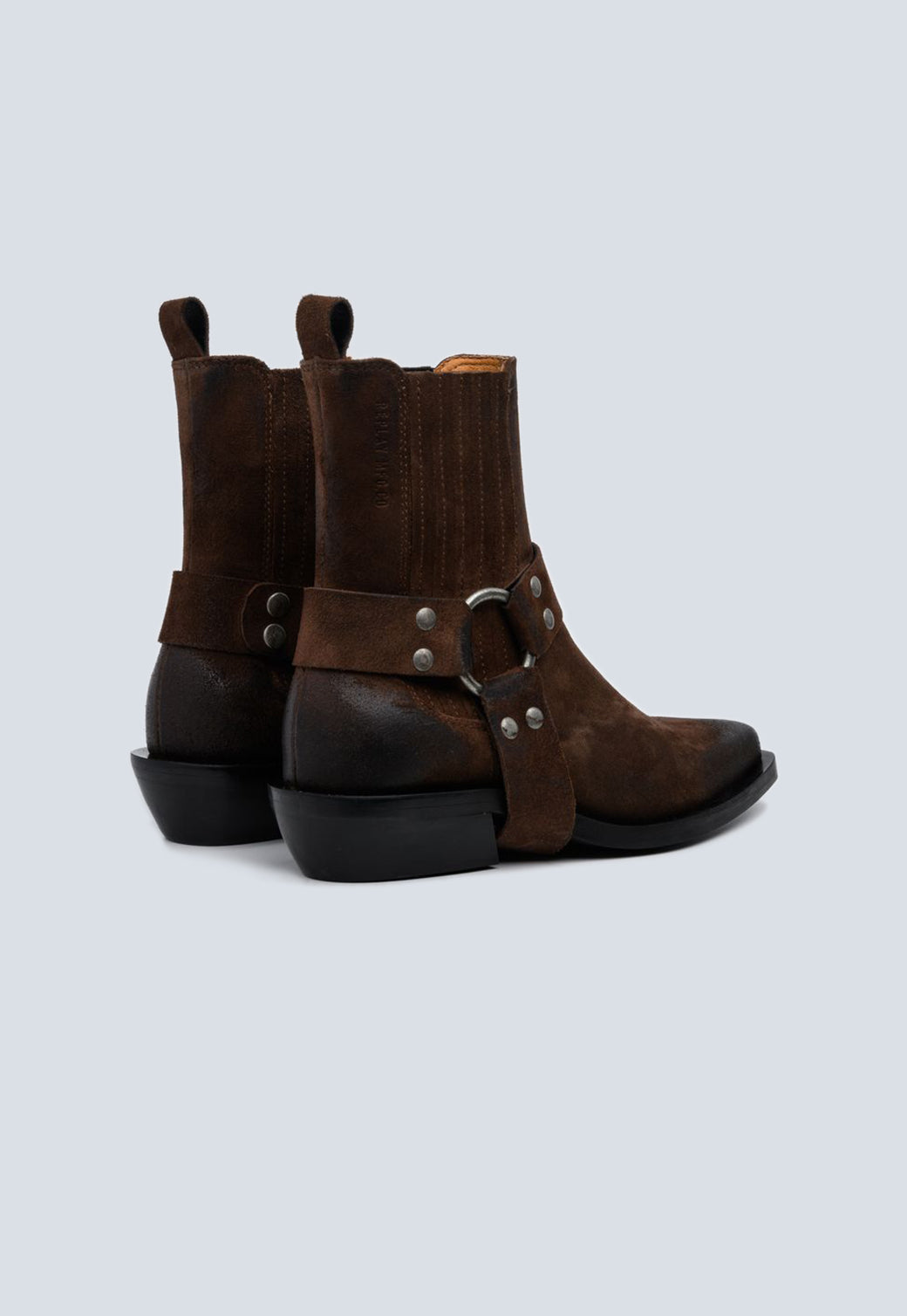 מגפיים לנשים בצבע חום עם אבזם מתכת