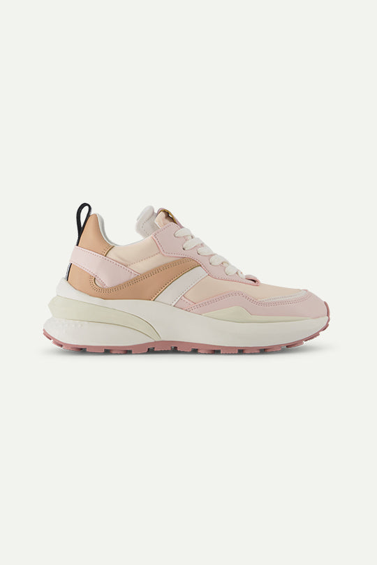 נעלי סניקרס לנשים