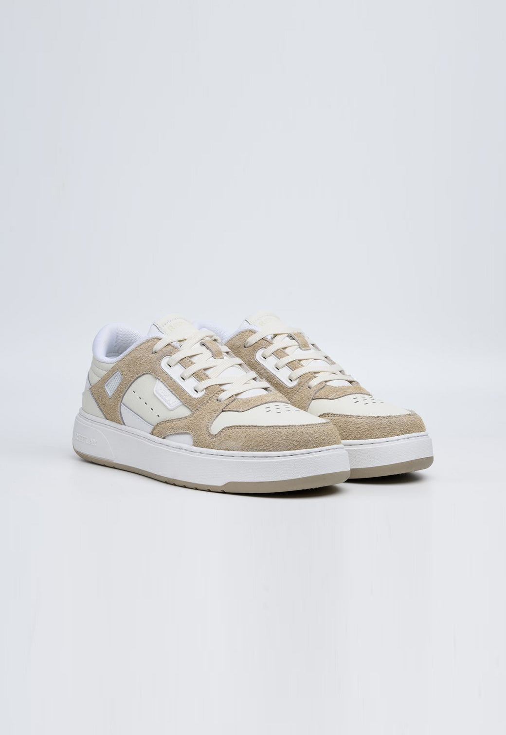 סניקרס לגברים בצבע לבן-בז׳ עם שילוב זמש