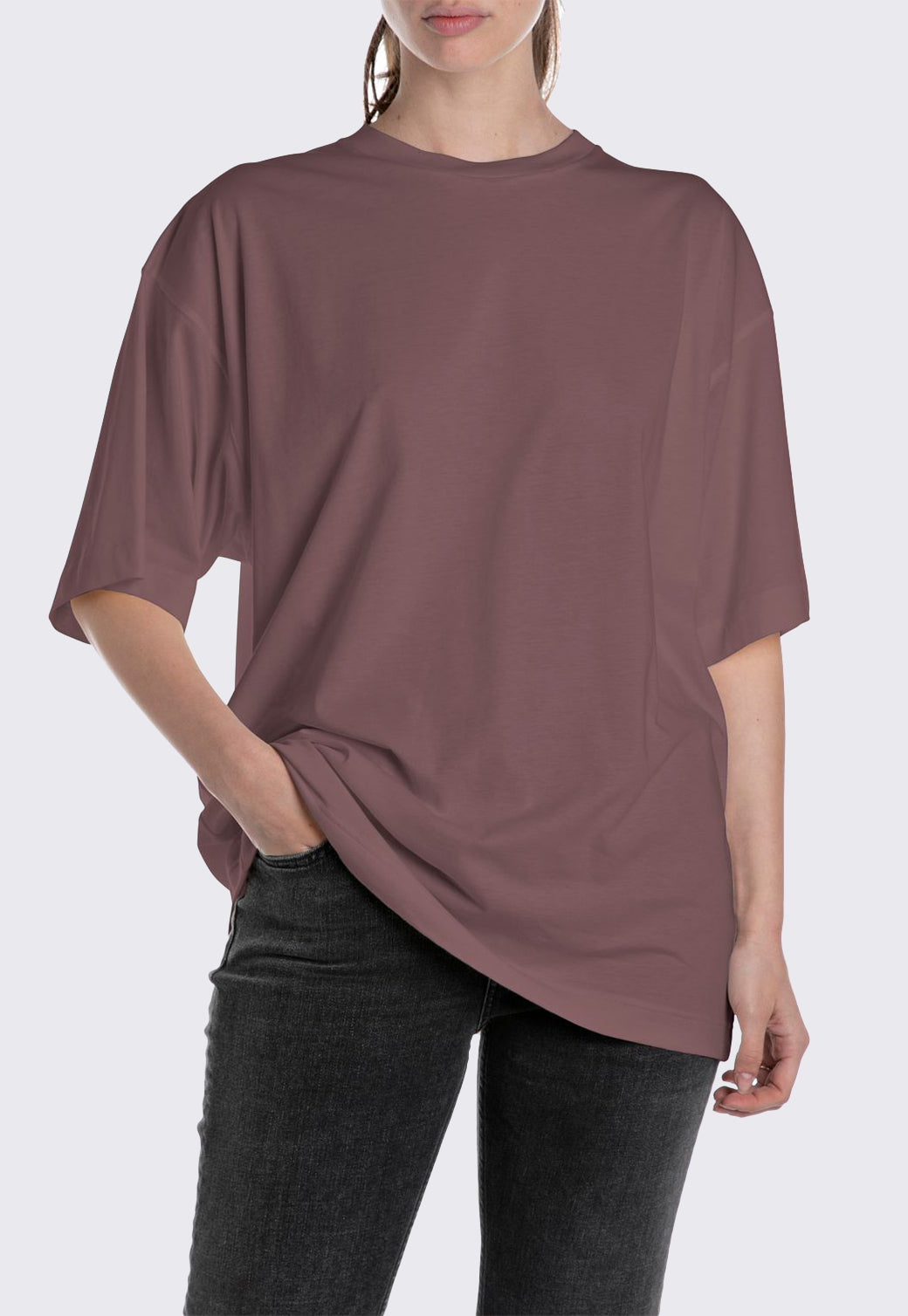 טי-שירט אוברסייז לנשים עם הדפס בגב