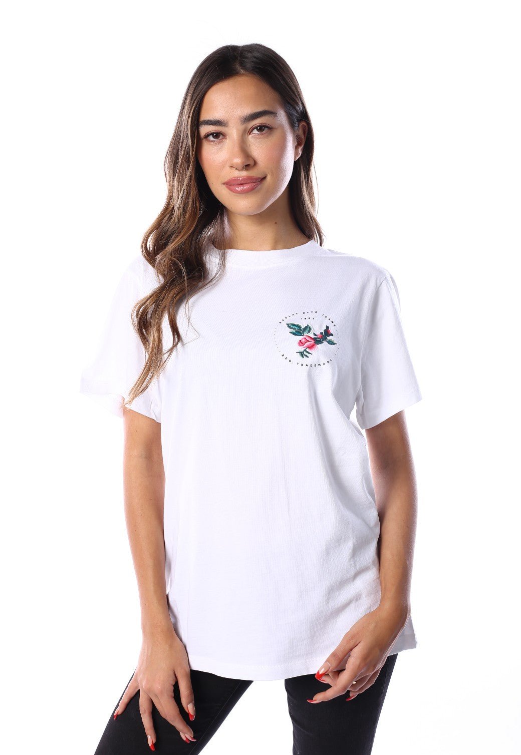 חולצת טי שירט קצרה עם הדפס פרח בצד שמאל | נשים WHITE / S