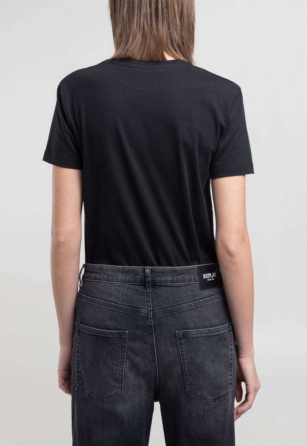 חולצת טי קלאסית עם רקמת R בצבע שחור