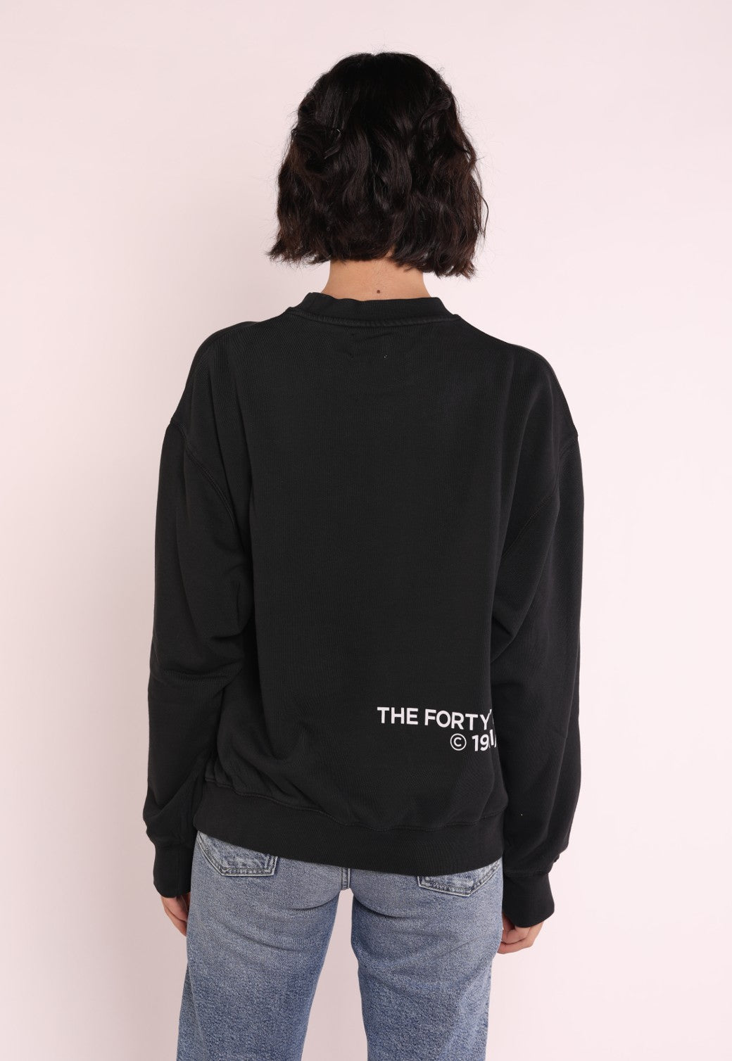סווטשירט עם לוגו בצד | נשים BLACK / S