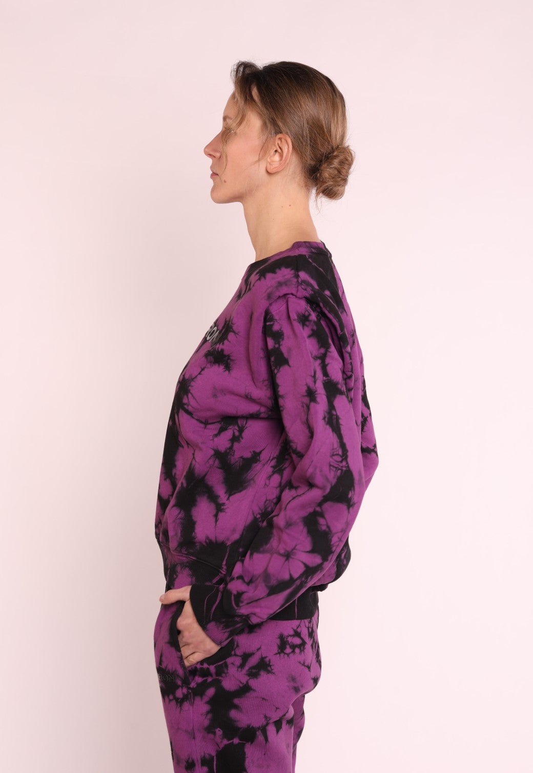 סווטשירט טאי דאי עם כיתוב בחזה | נשים BLUE / S