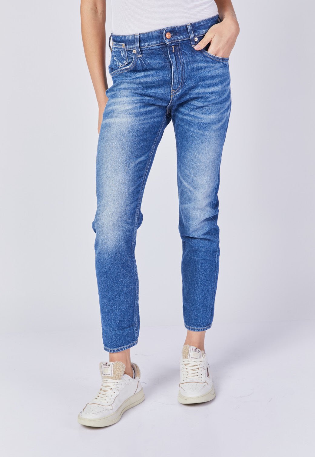 ג׳ינס נמוך בגזרה ישרה נשים - Replay