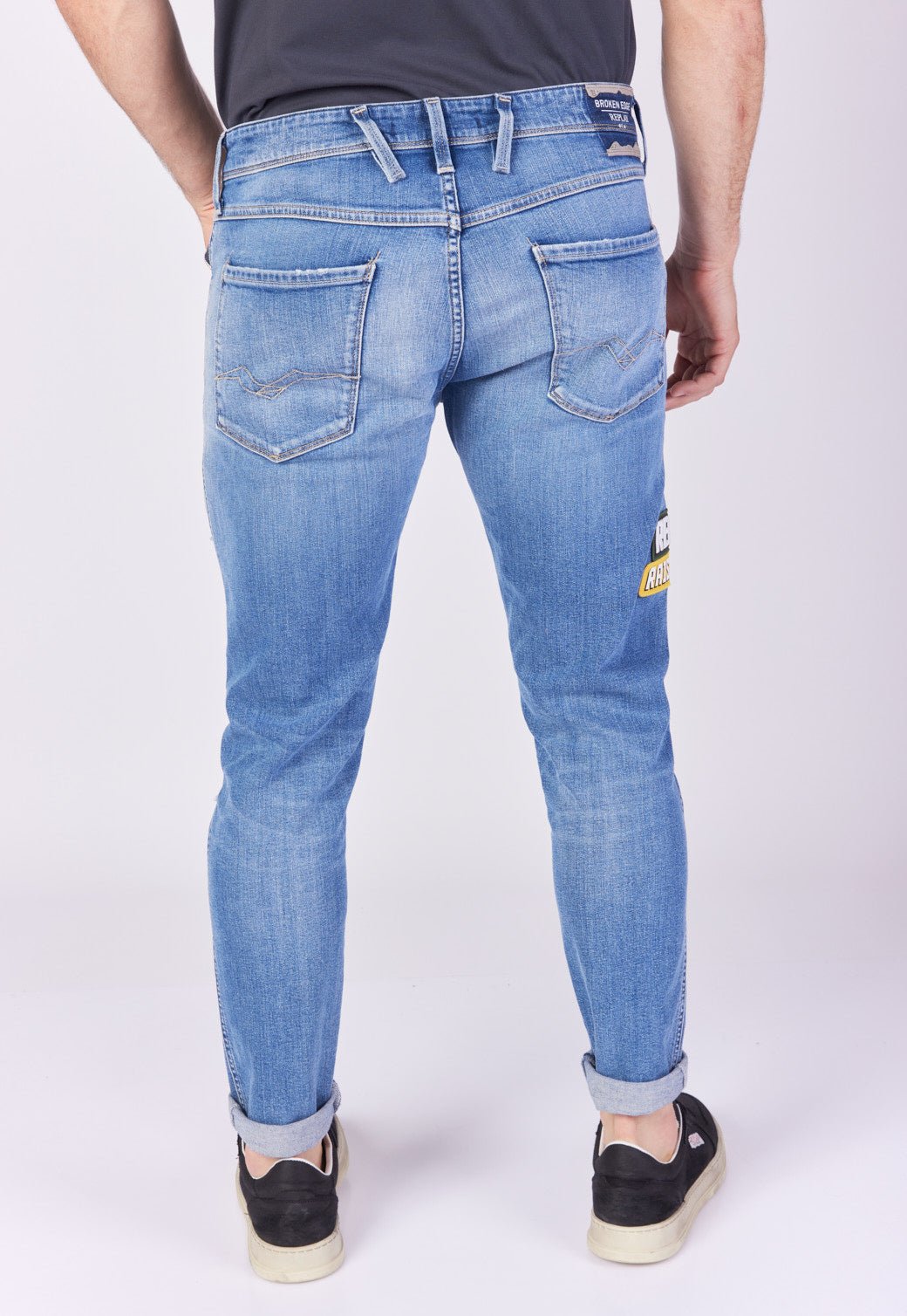 ג'ינס Slim Fit BRONNY עם קרעים ופאצ'ים גברים - Replay