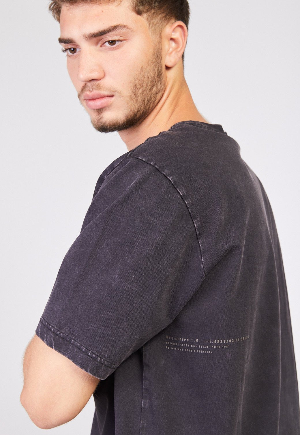 טי שירט קצרה גברים - Replay