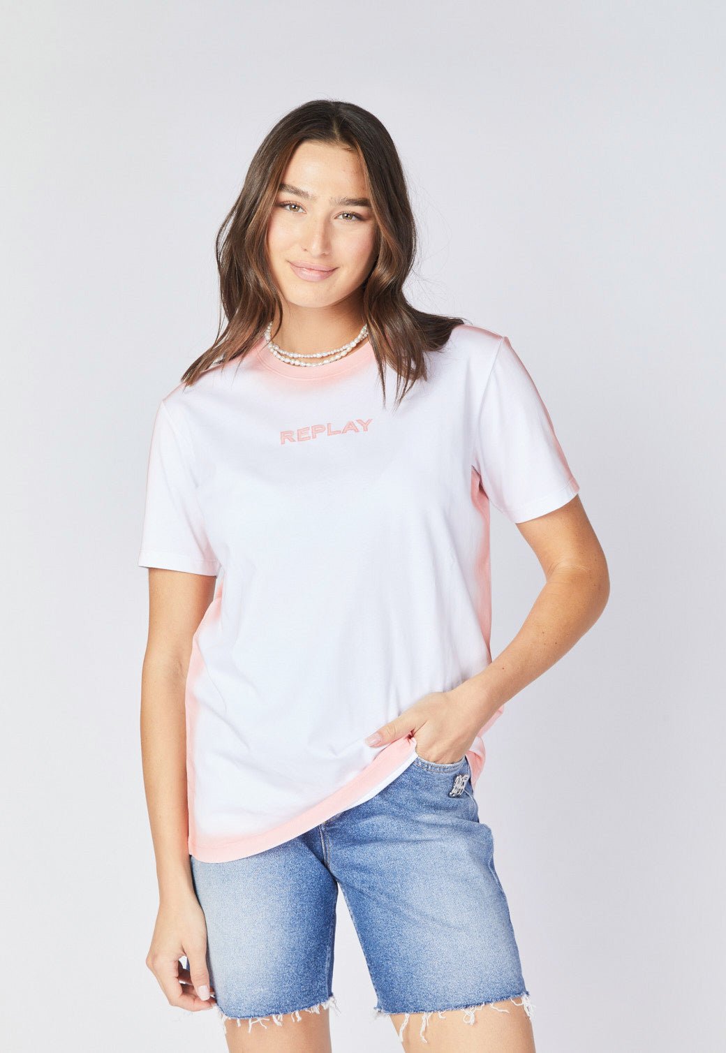 טי שירט קצרה עם לוגו בחזית נשים - Replay