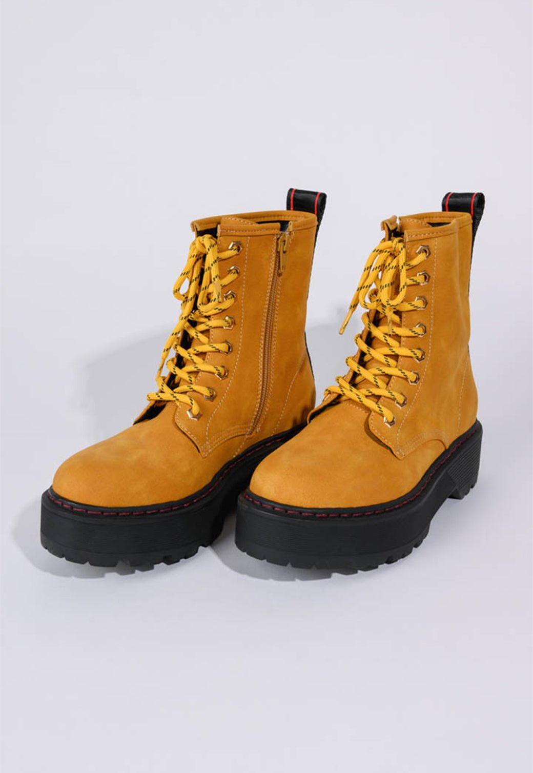 מגףdoc Nubuk נשים - Replay