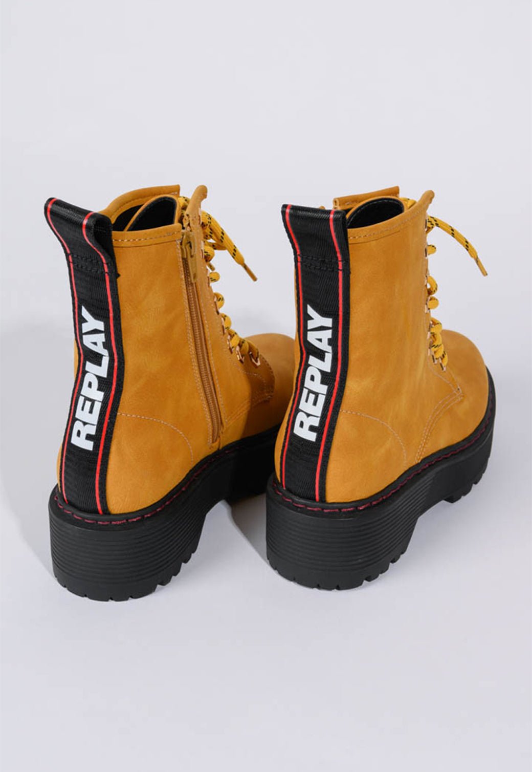 מגףdoc Nubuk נשים - Replay