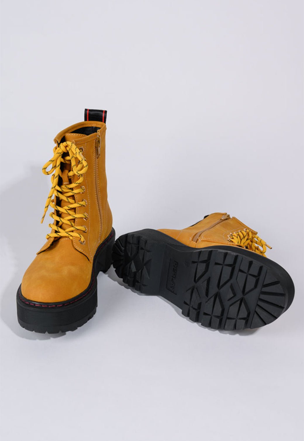 מגףdoc Nubuk נשים - Replay