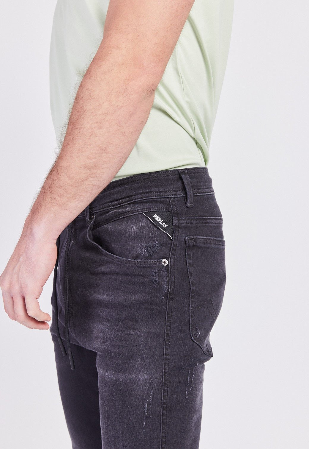 מכנסי ג'ינס בגזרה ישרה עם שרוך במותן גברים - Replay