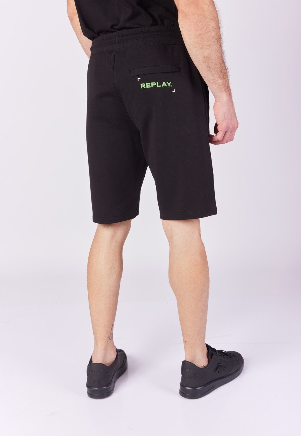 מכנסי טרנינג קצרים טרי בצבע שחור/ירוק גברים - Replay