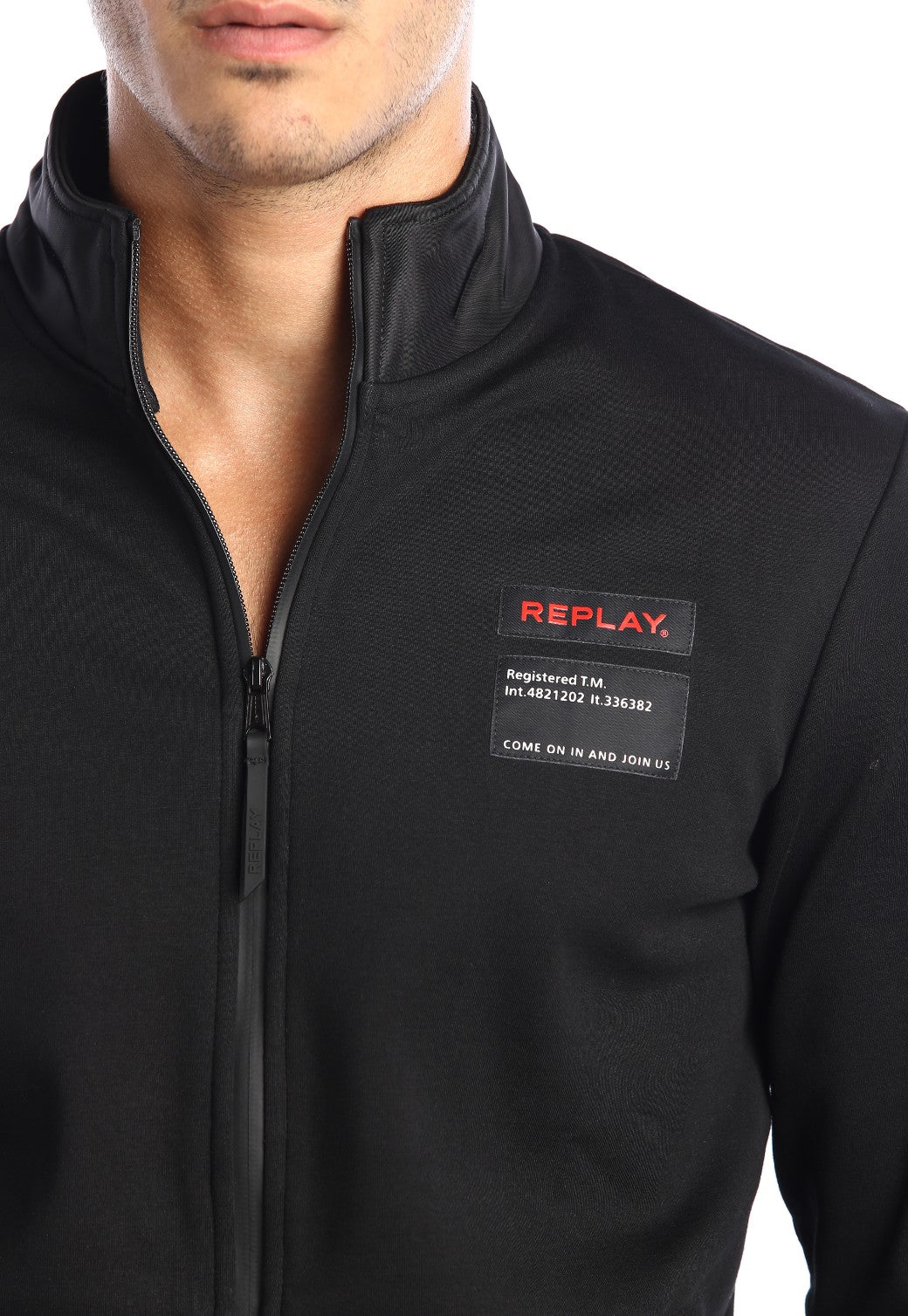 ג'קט בטנת וולור פנימית ארוך לוגו בחזה | גברים BLACK / L