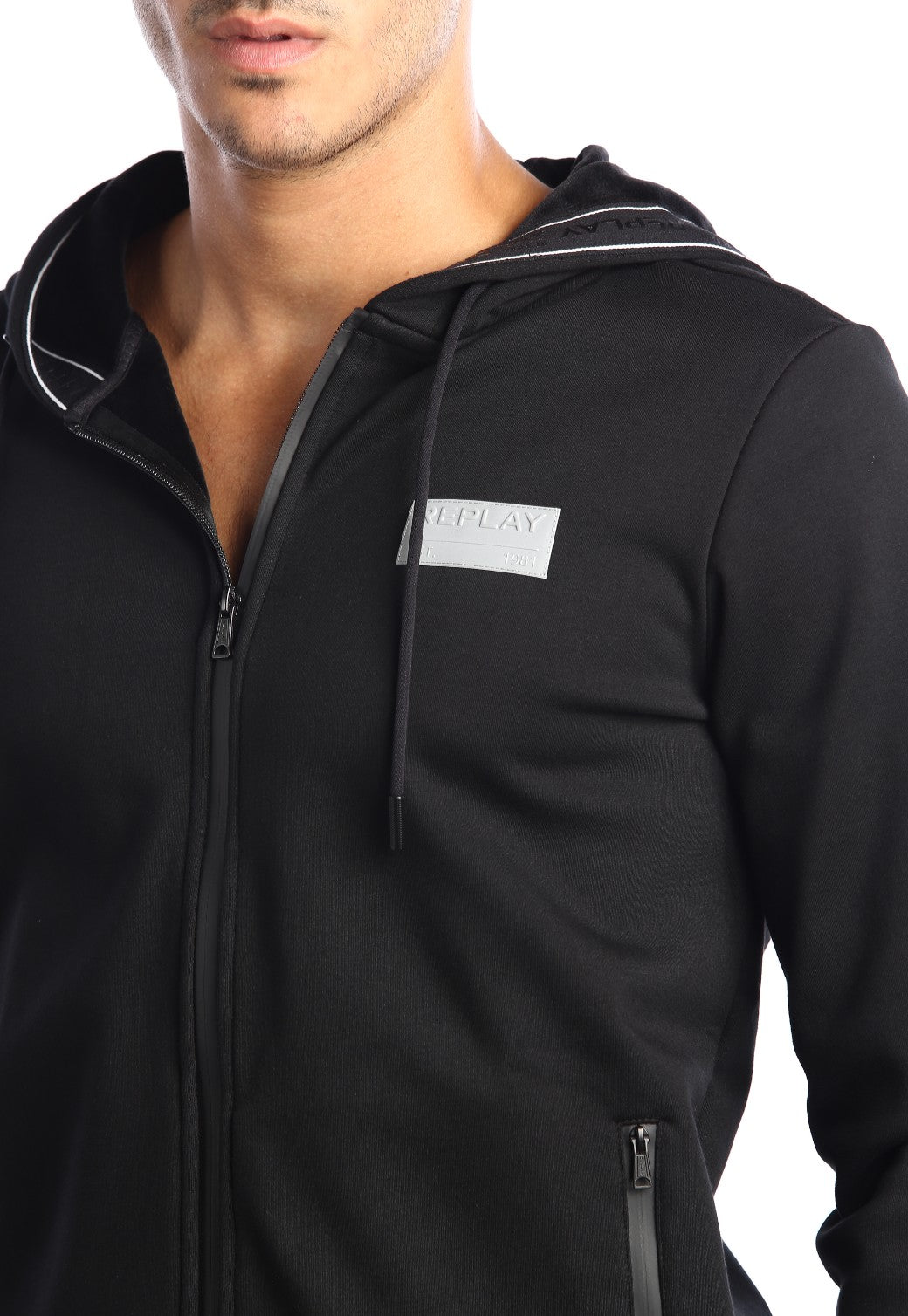 קפוצ'ון רוכסן בטנת וולור פנימית ארוך לוגו קטן בחזה | גברים BLACK / L