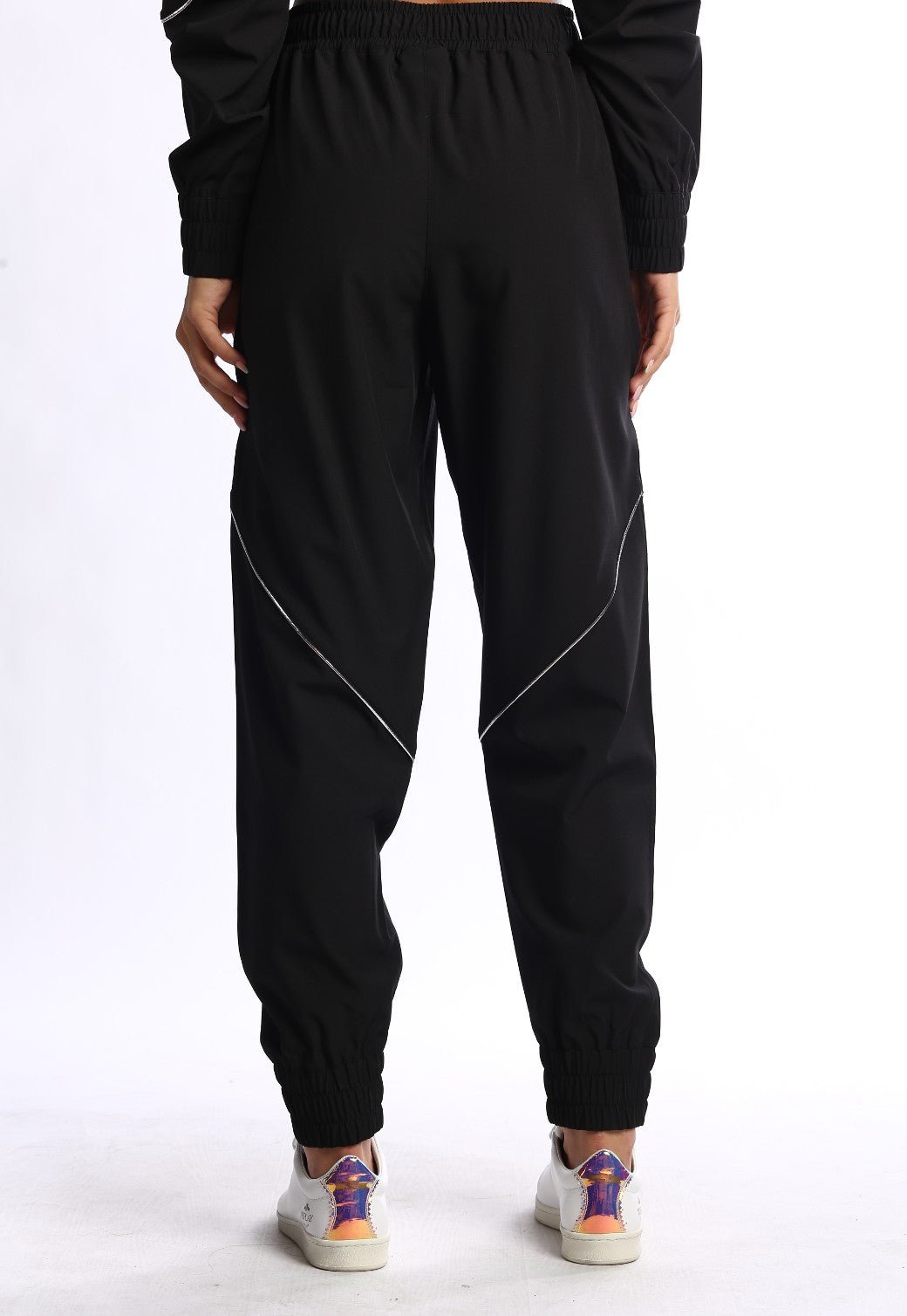 מכנסי ניילון ארוך לוגו קטן בצד שמאל | נשים BLACK / S
