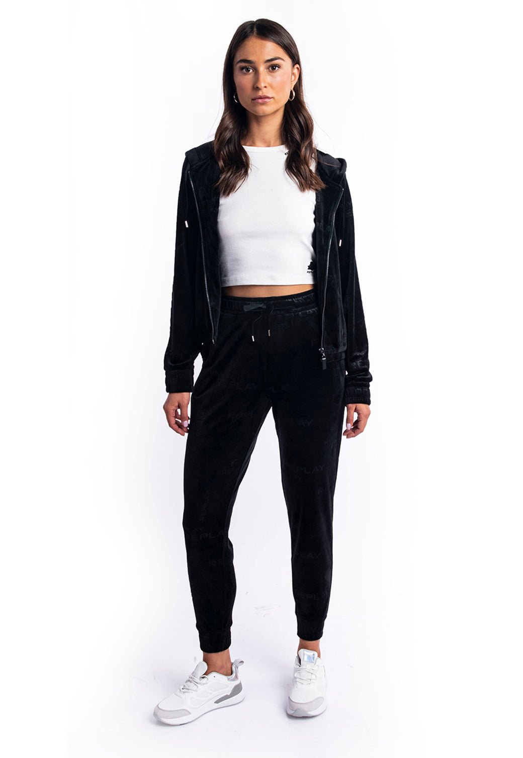 סווטשירט קפוצ׳ון פיט | נשים BLACK / S