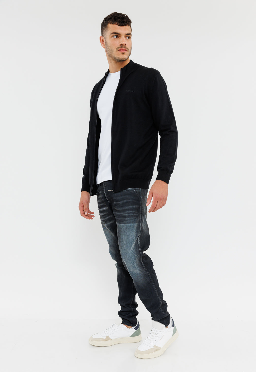 סריג עם רוכסן לגברים בצבע שחור