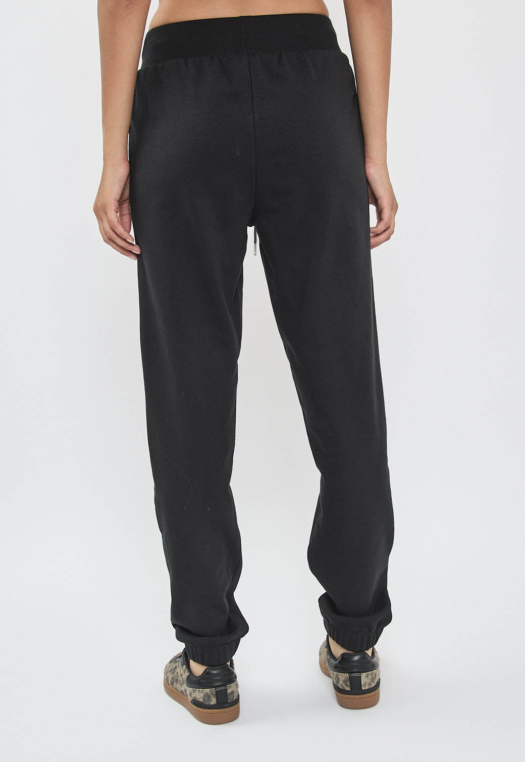 מכנסי טרנינג לנשים בצבע שחור