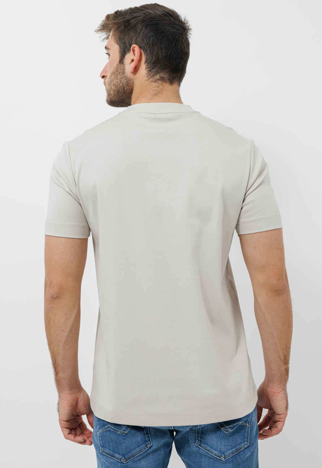 טי שירט לגברים בצבע אבן עם הדפס