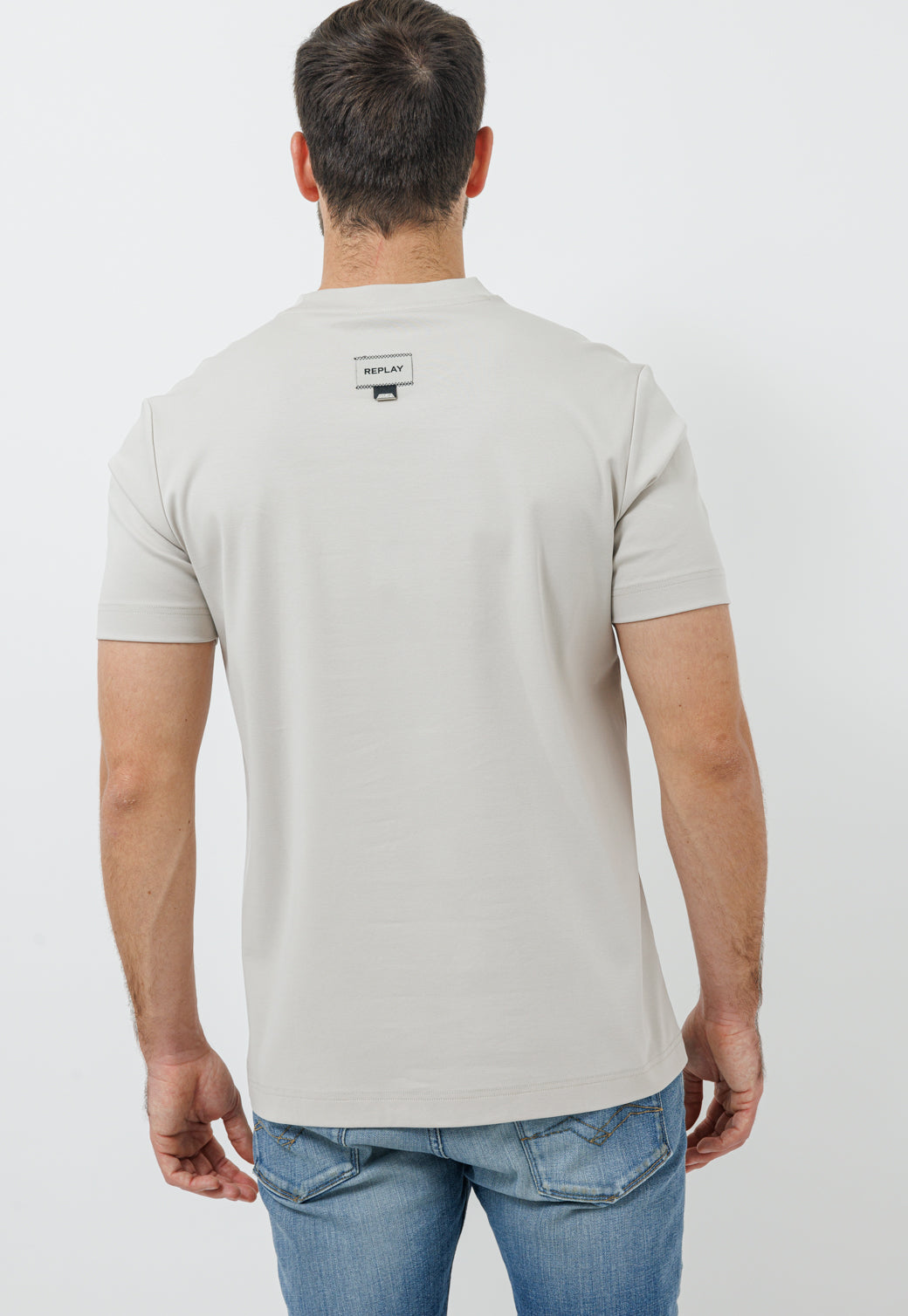 טי-שירט לגברים בצבע אבן