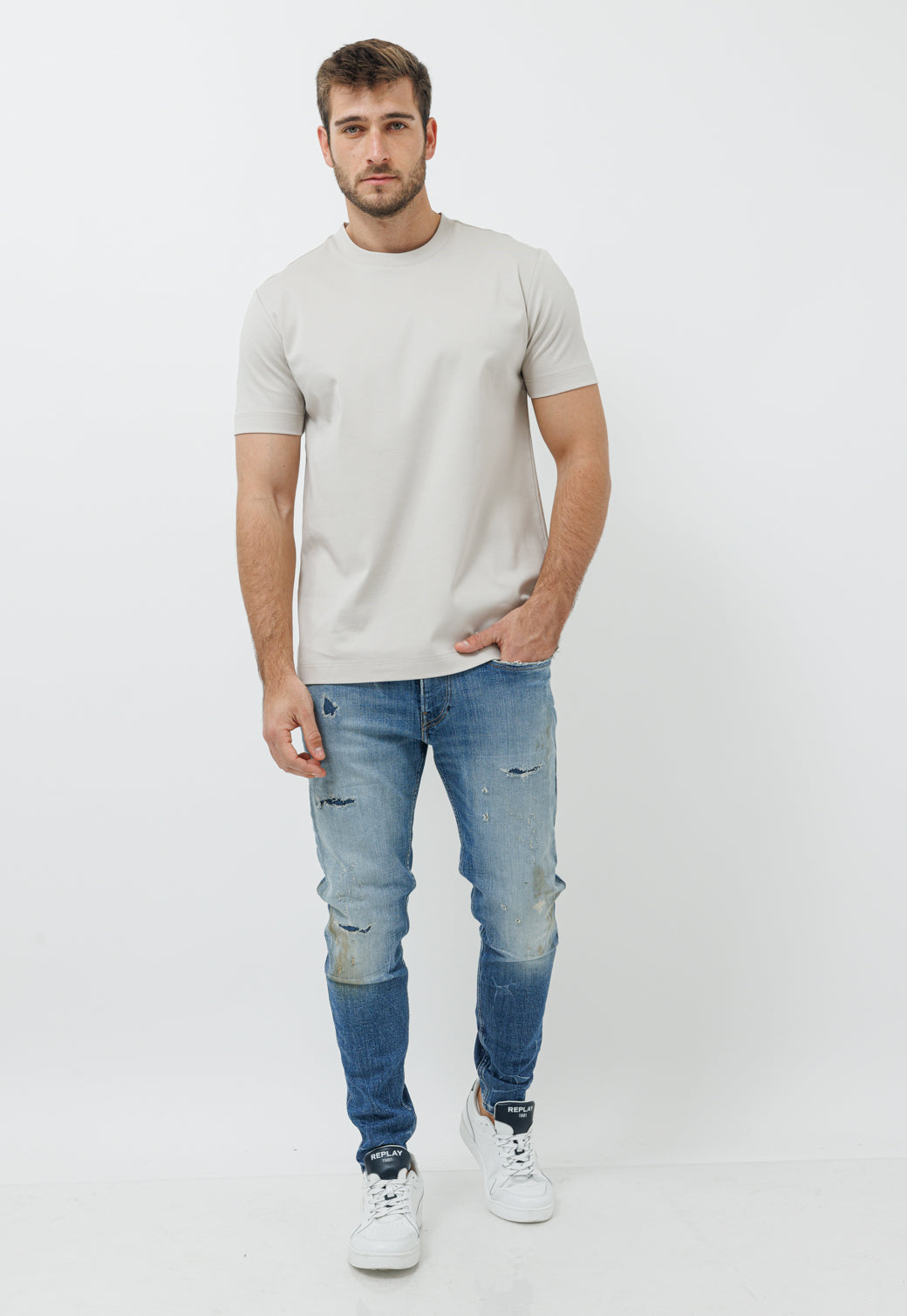 טי-שירט לגברים בצבע אבן