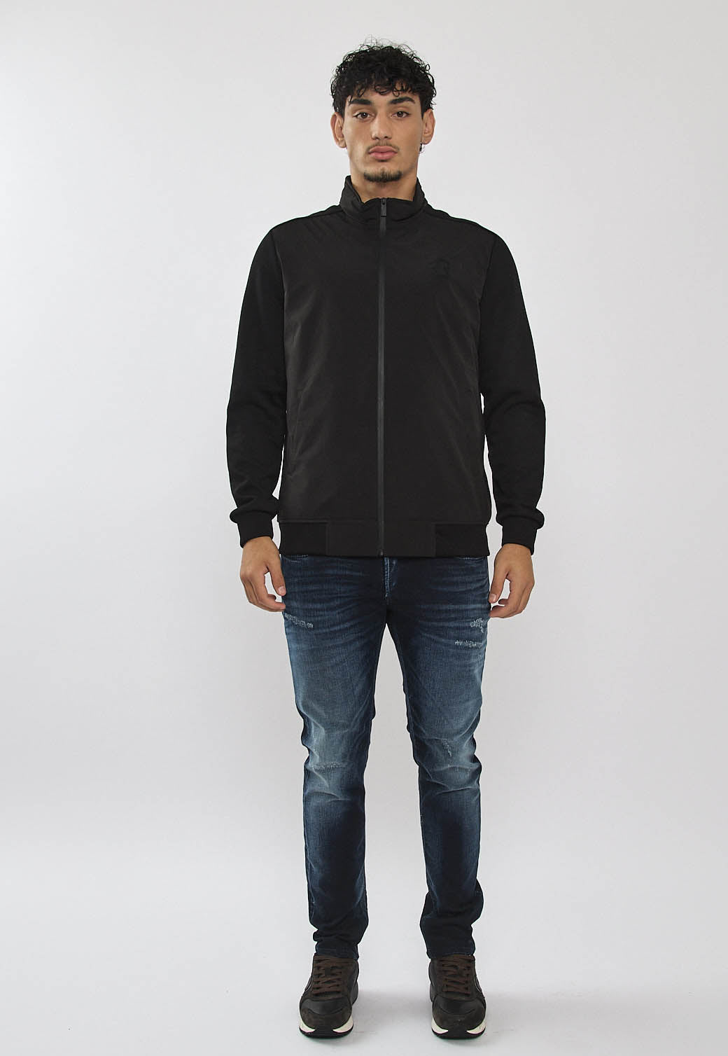 ג'קט לגברים עם רוכסן בצבע שחור