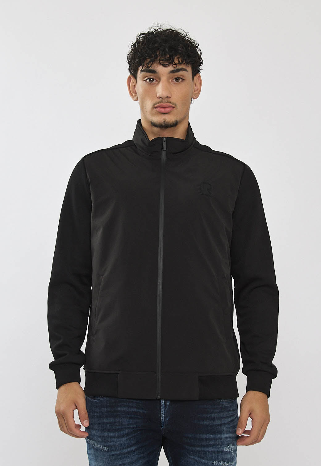 ג'קט לגברים עם רוכסן בצבע שחור