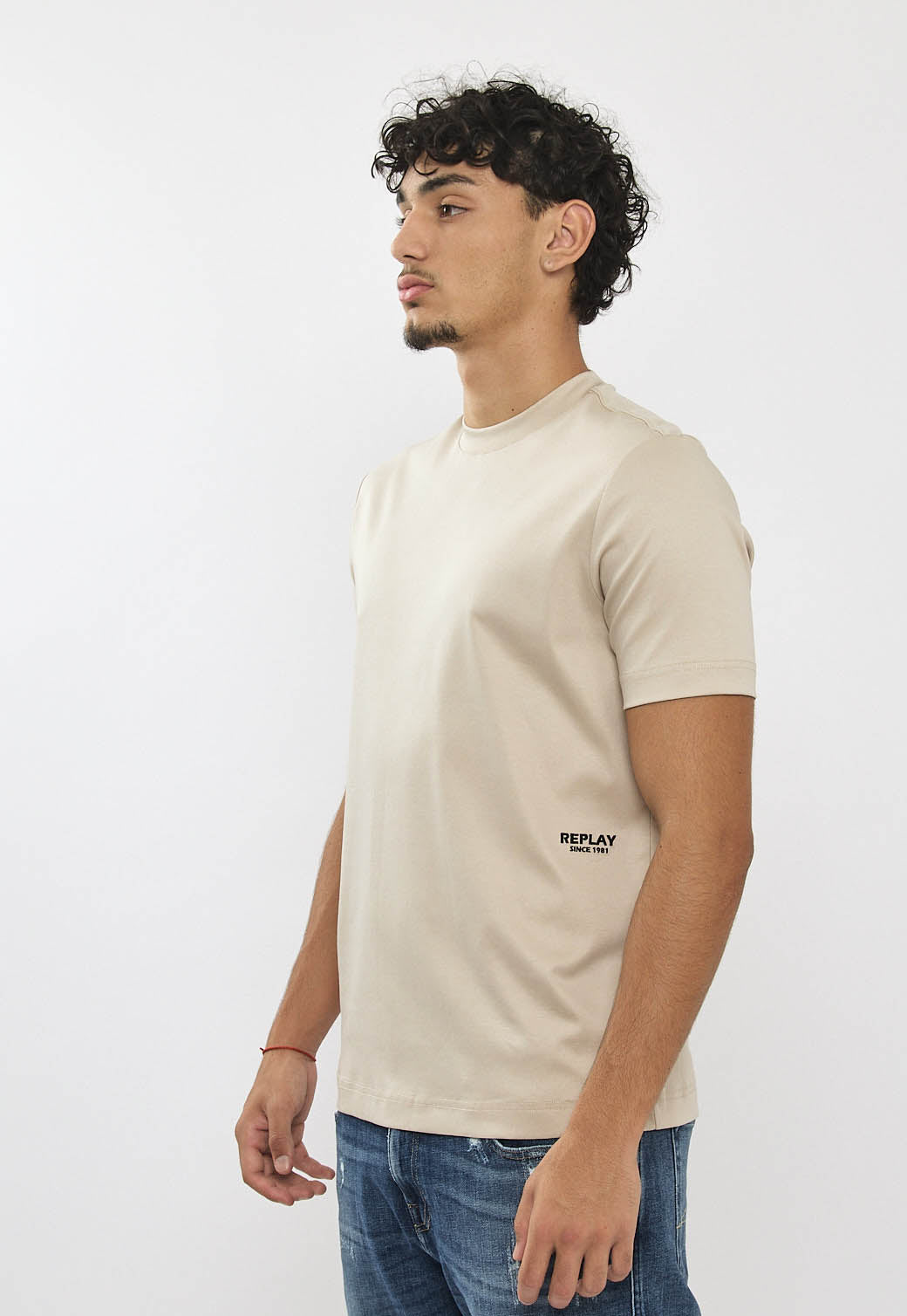 טי-שירט לגברים בצבע אבן