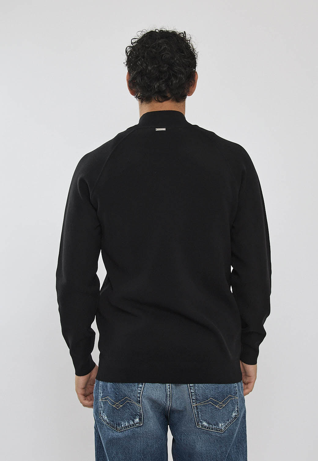 סריג עם רוכסן לגברים בצבע שחור