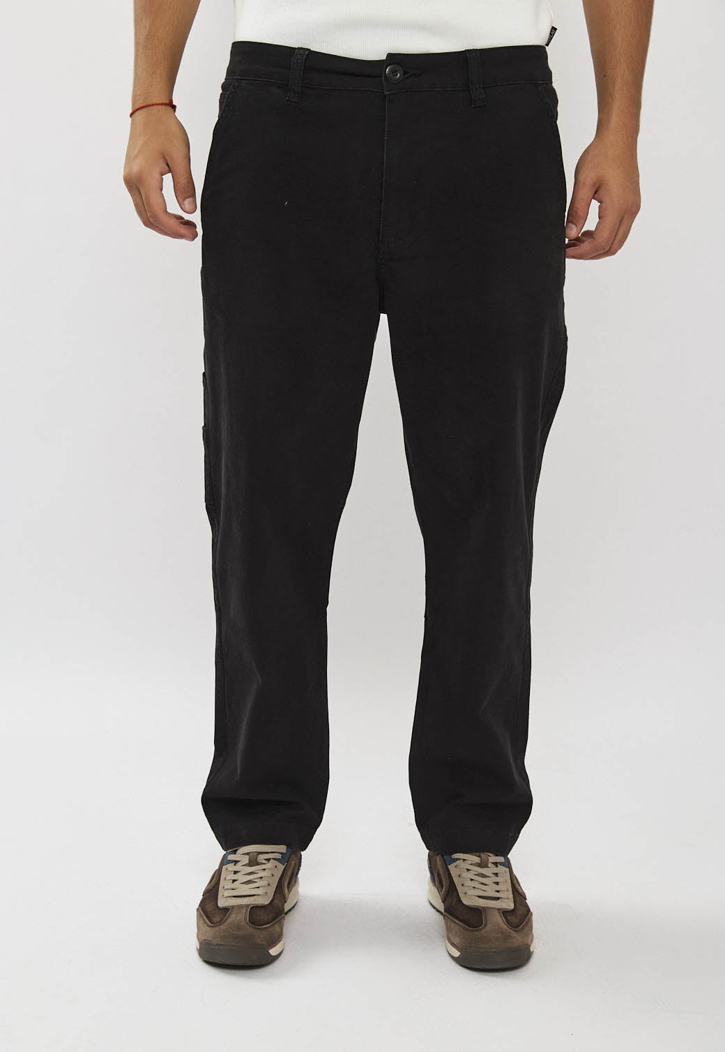 מכנסי טוויל לגברים בצבע שחור עם לוגו