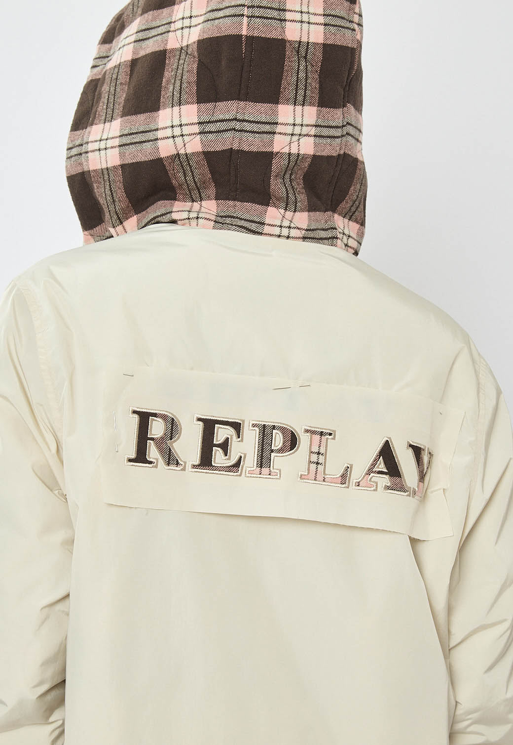 ג׳קט פלנל דו־צדדי לנשים