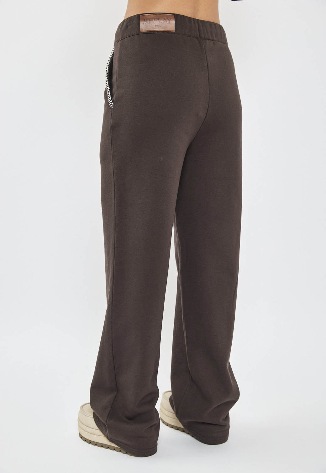 מכנסי טרנינג לנשים CVC LONG PANTS בצבע חום