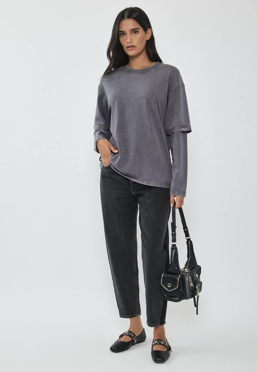 טי-שירט ארוכה לנשים בצבע אפור