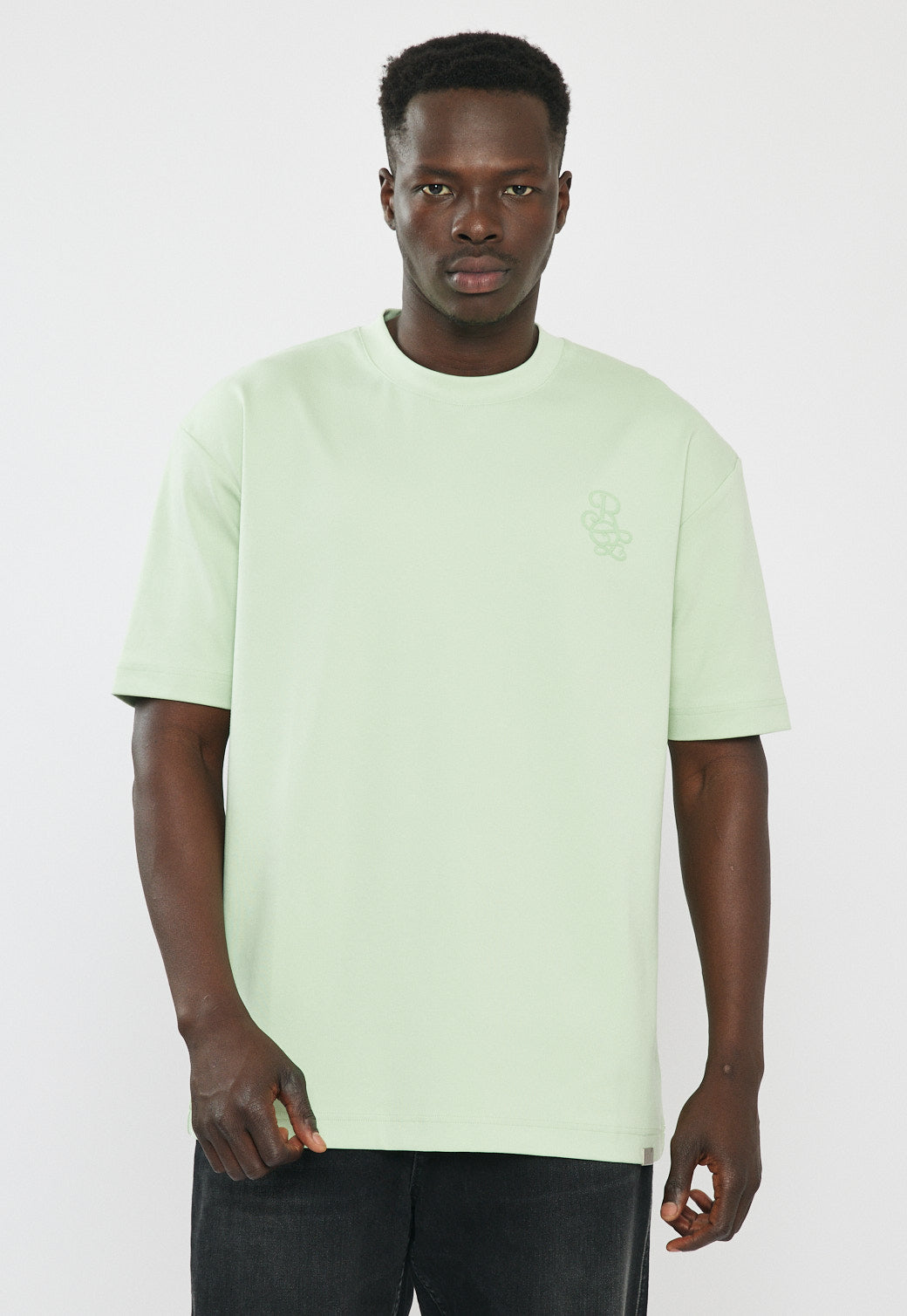 טי-שירט אוברסייז לגברים בצבע מנטה עם לוגו והדפס בגב
