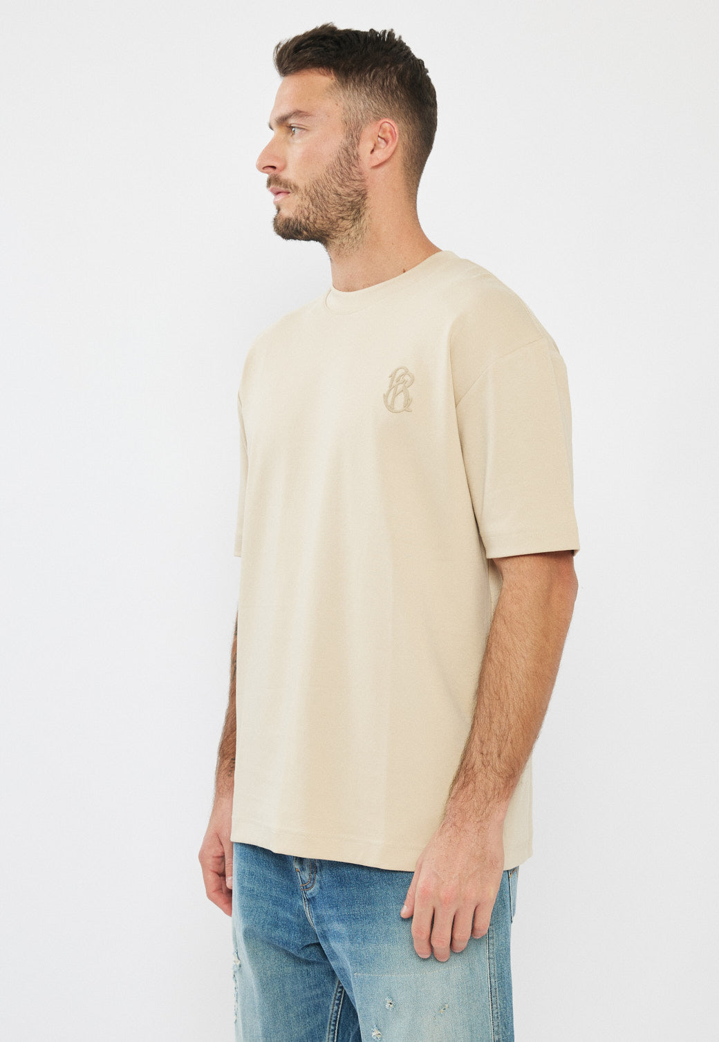 טי-שירט אוברסייז לגברים בצבע חול עם לוגו