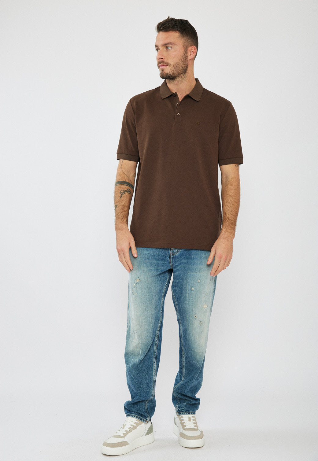 חולצת פולו לגברים בצבע חום