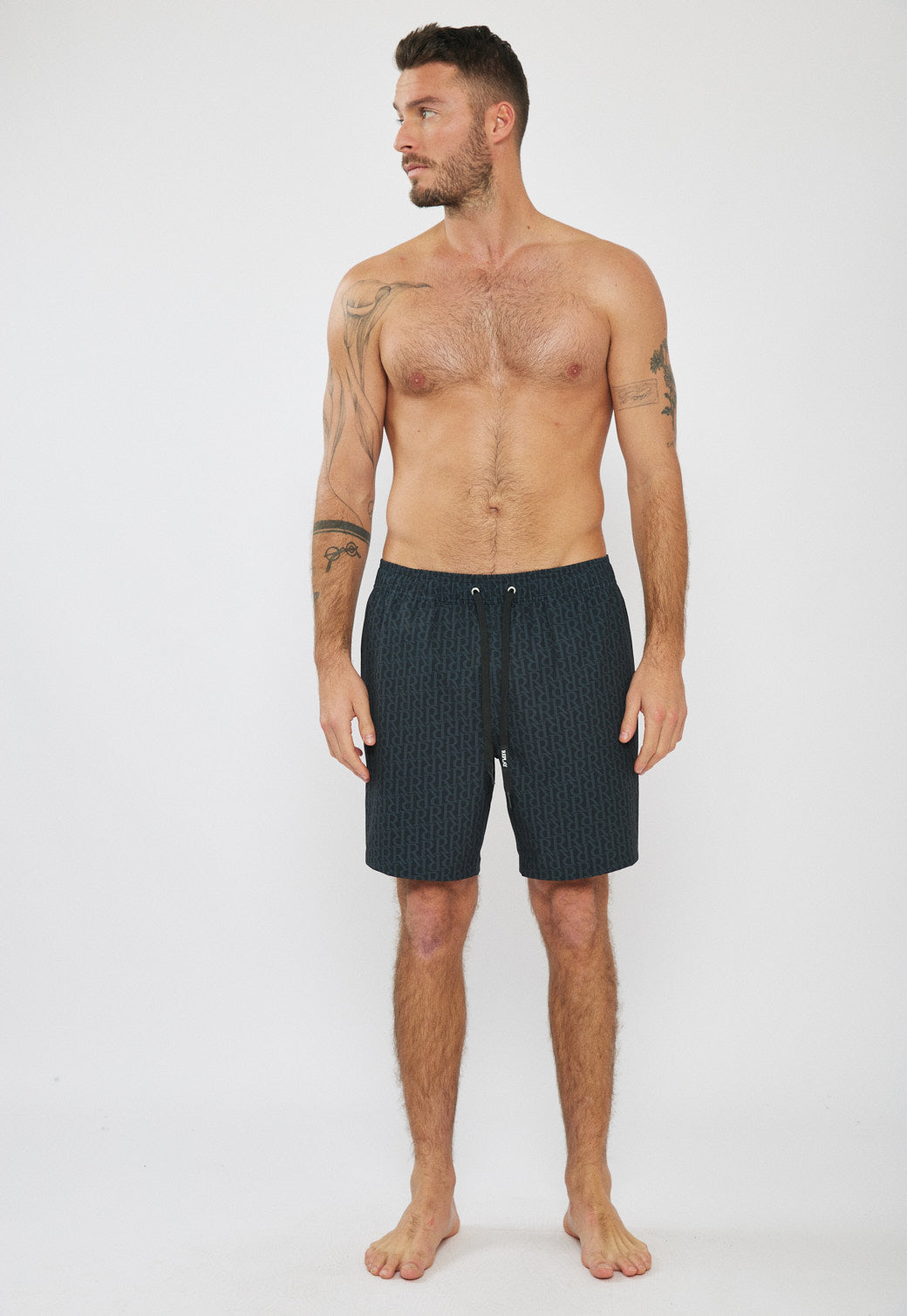 בגד ים לגברים בצבע שחור