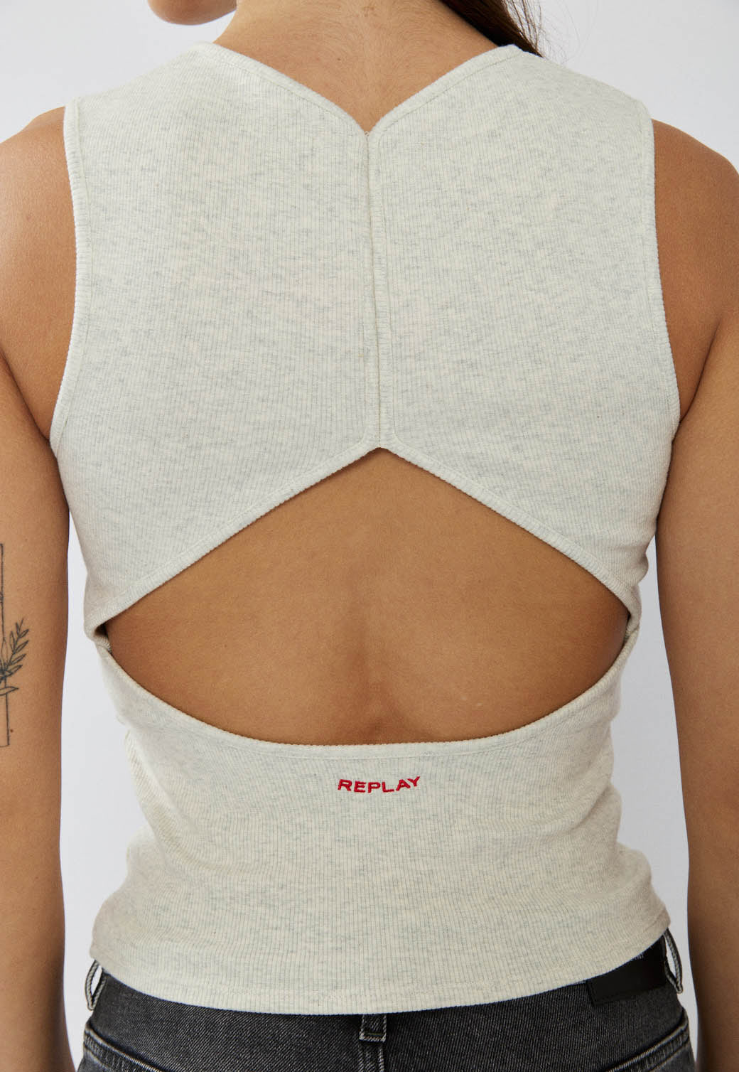 טופ ריב לנשים בצבע אפור