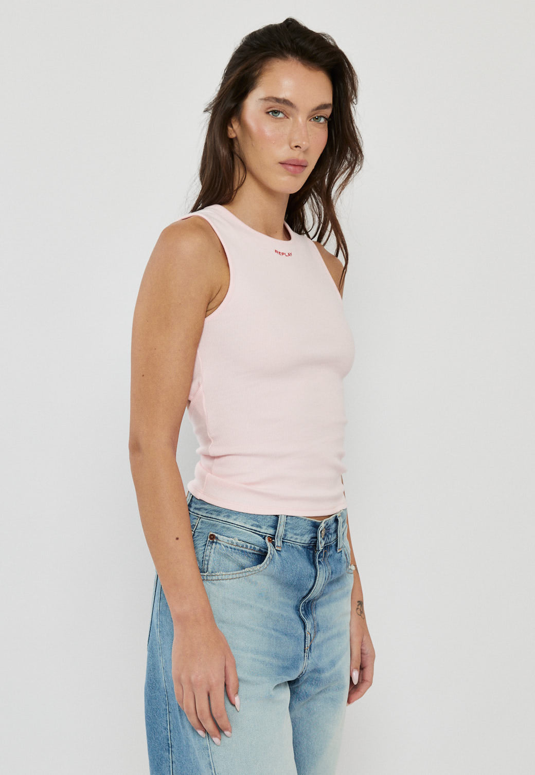 טופ ריב לנשים בצבע ורוד פודרה