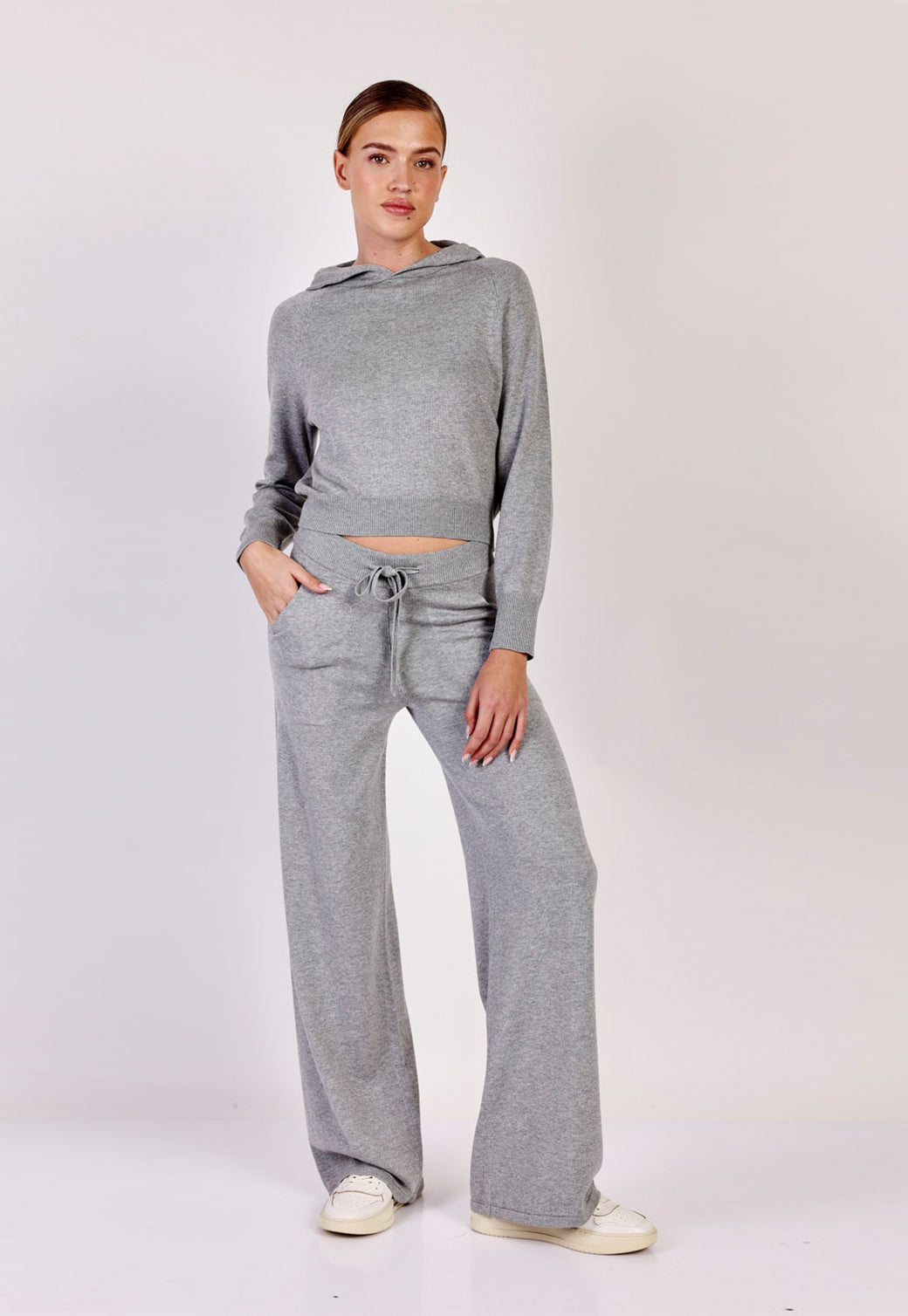 סווטשירט קפוצ'ון Housewives נשים