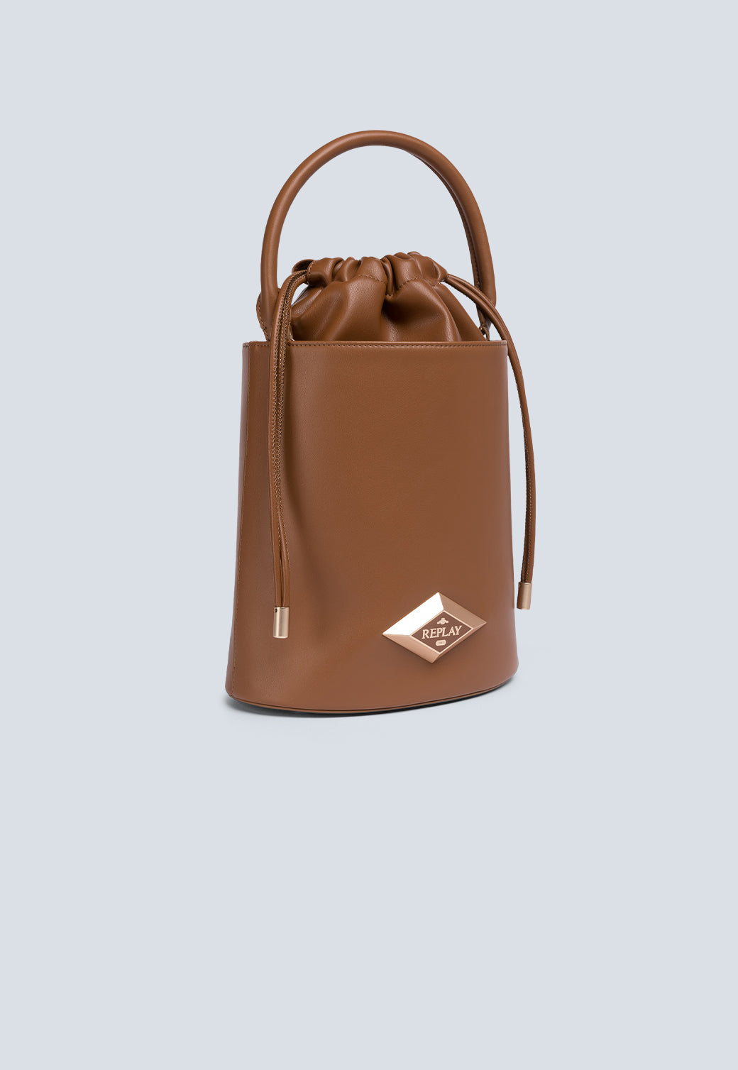 תיק דלי לנשים בצבע חום בעיצוב אלגנטי