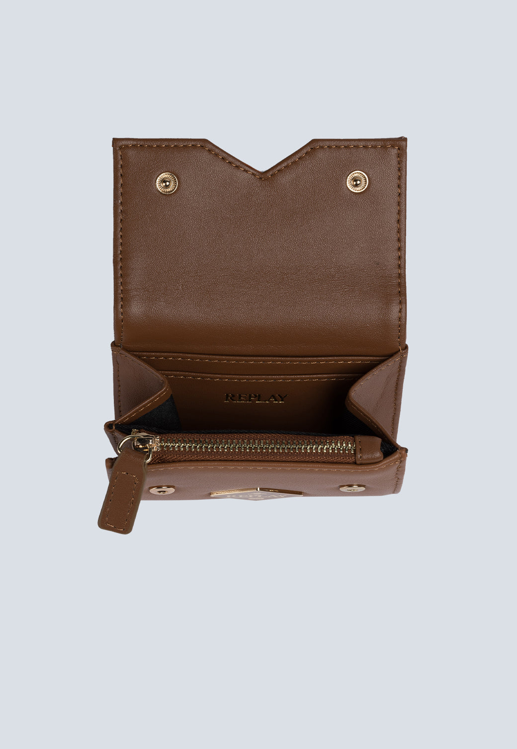 ארנק לנשים בצבע חום עם לוגו מתכת