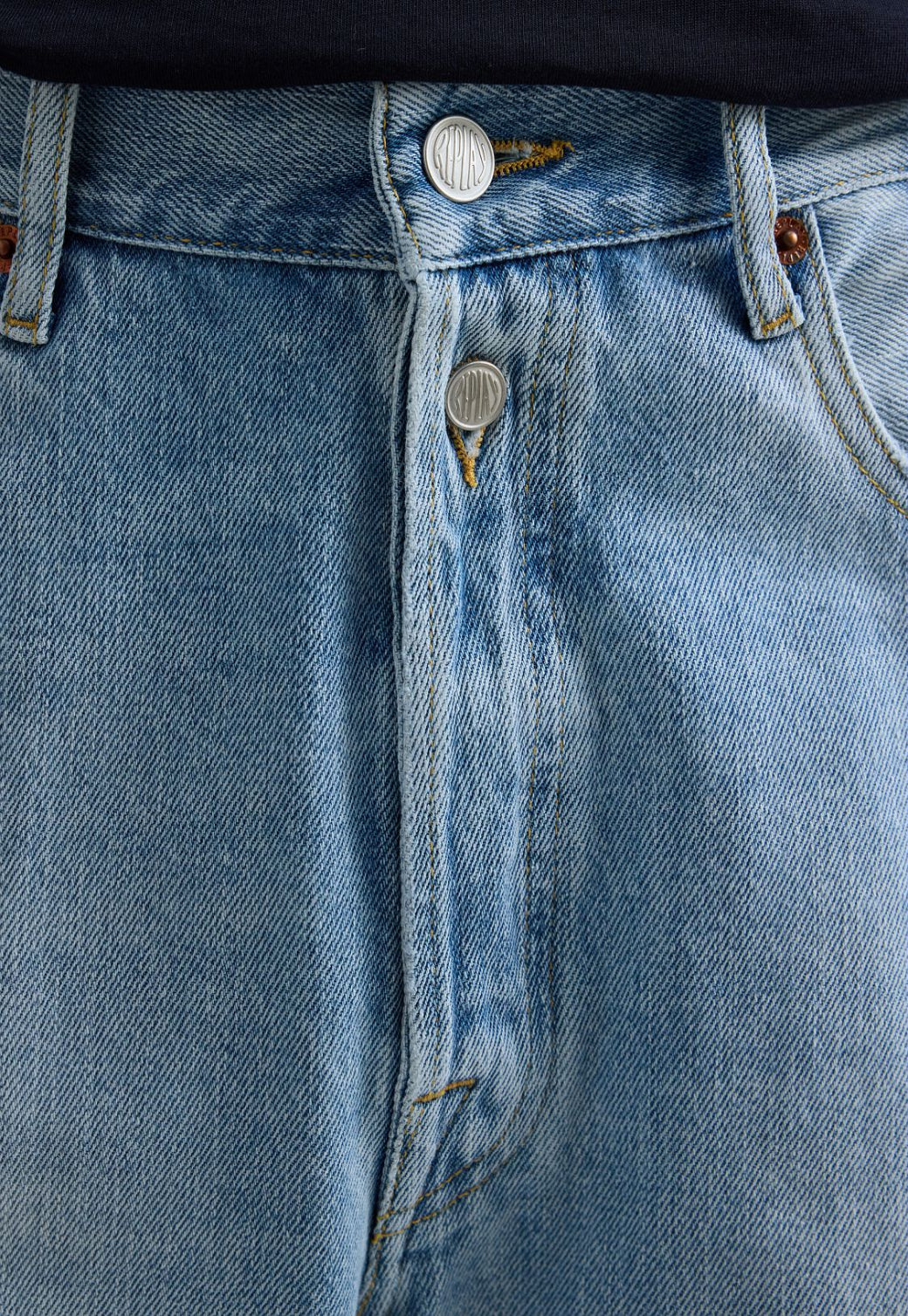 ג'ינס M9Z1 לגברים בגזרה ישרה בצבע כחול בהיר ווש
