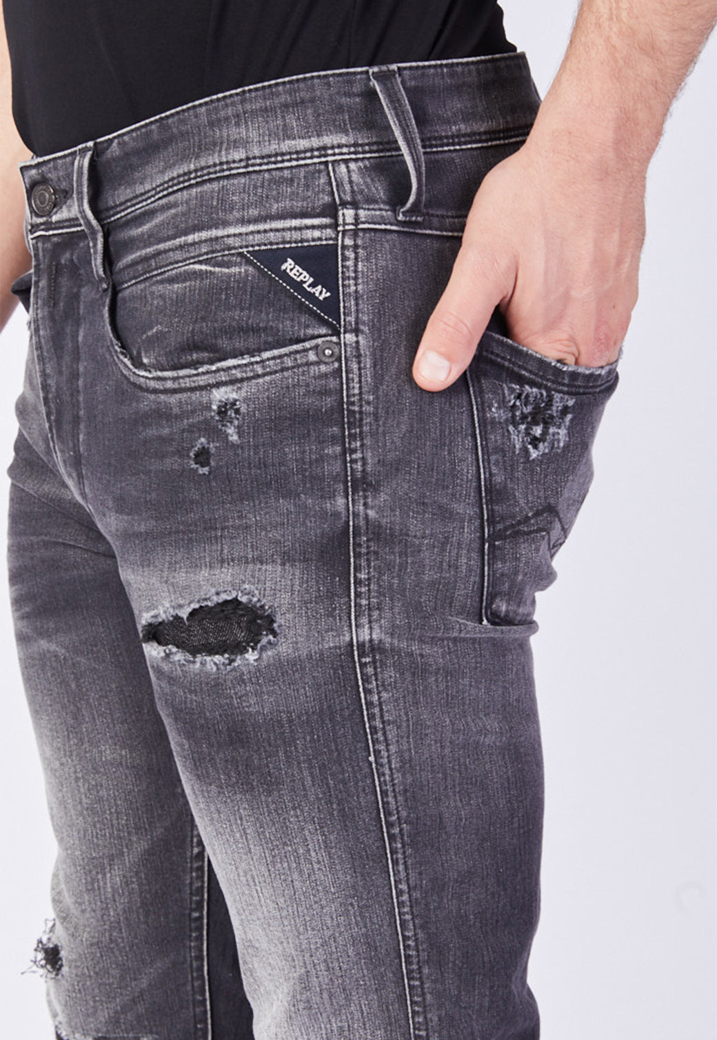 ג׳ינס בגזרה ישרה גברים