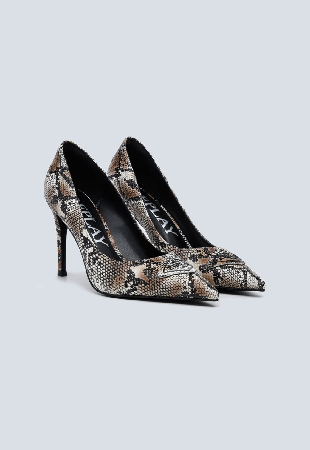 נעלי עקב לנשים בהדפס נחש בצבע בז׳