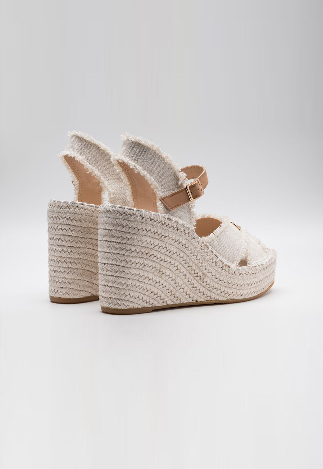 סנדלי פלטפורמה לנשים JESS בצבע שמנת