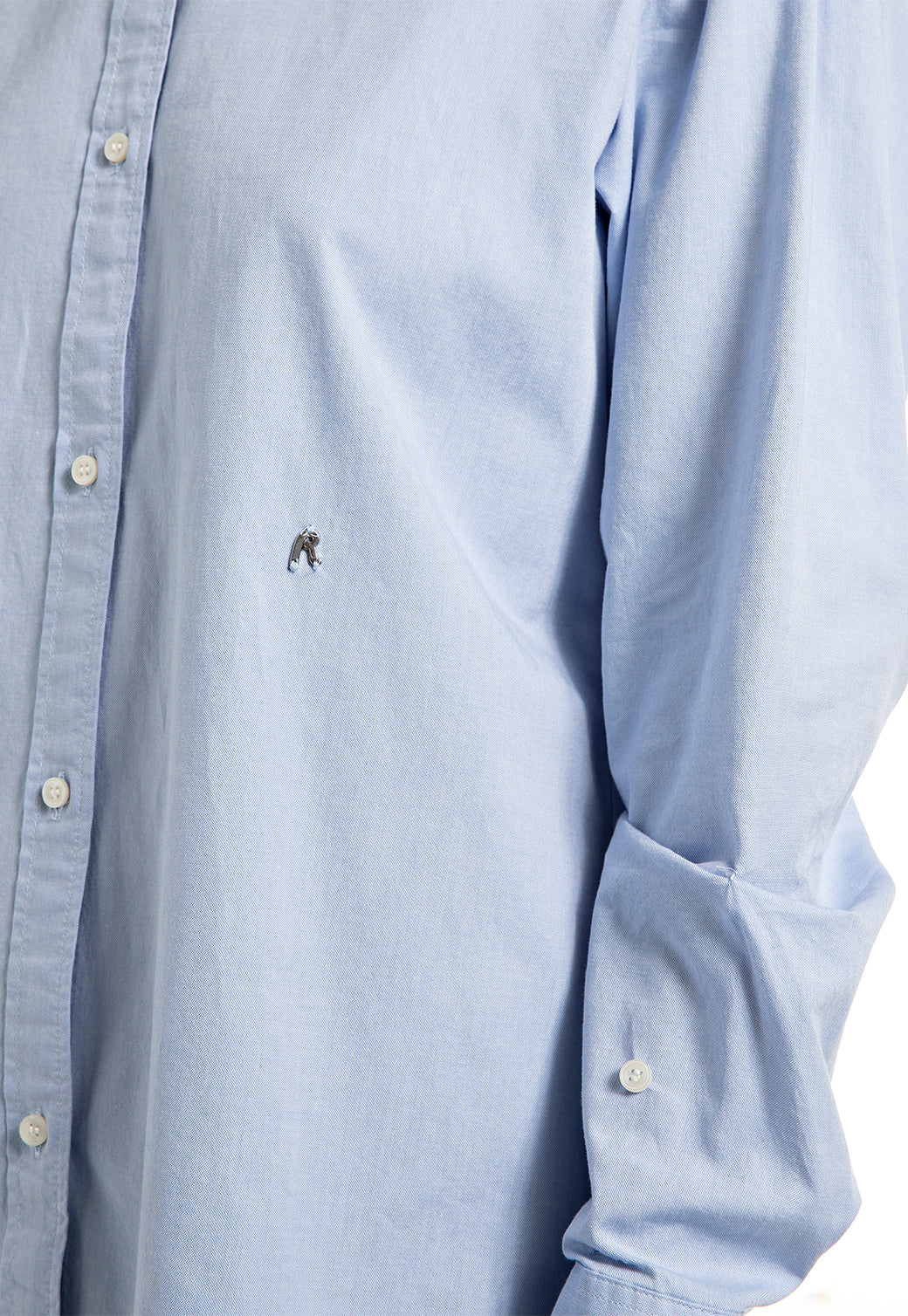 חולצה מכופתרת לנשים בצבע תכלת