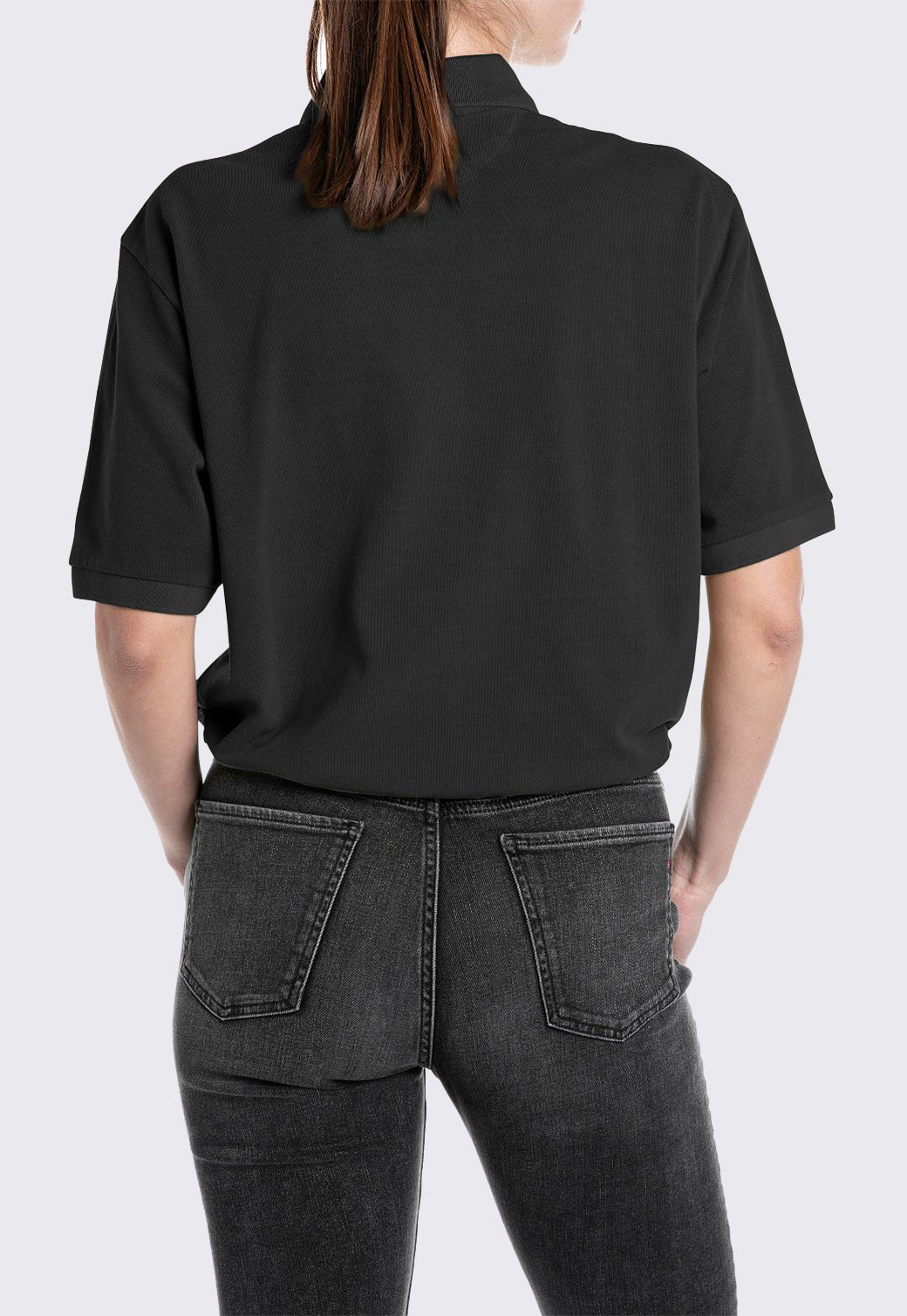 חולצת פולו אוברסייז לנשים בצבע שחור