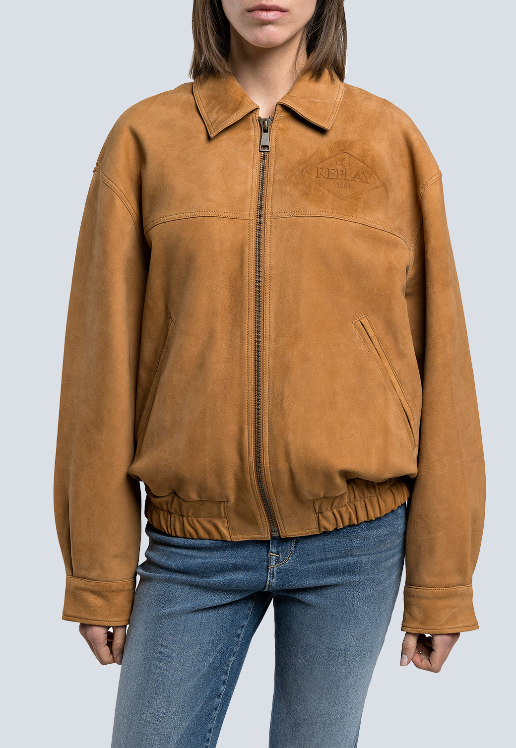 ג׳קט נשים מעור זמש בצבע חום קמל